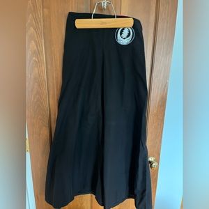 NEW Jayli Jay-li wide legged Grateful Dead stealie pants S NWT